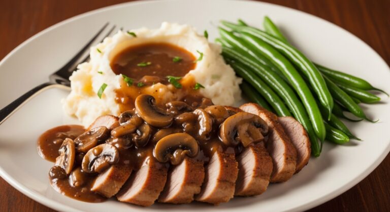Mushroom Gravy Pork Plate: A Hearty, Umami-Rich Comfort Dish