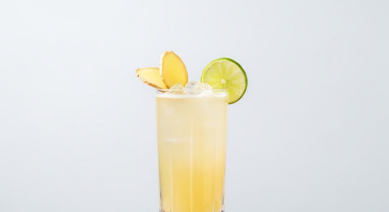 Ginger Riesling Smash: A Refreshing Cocktail with a Kick