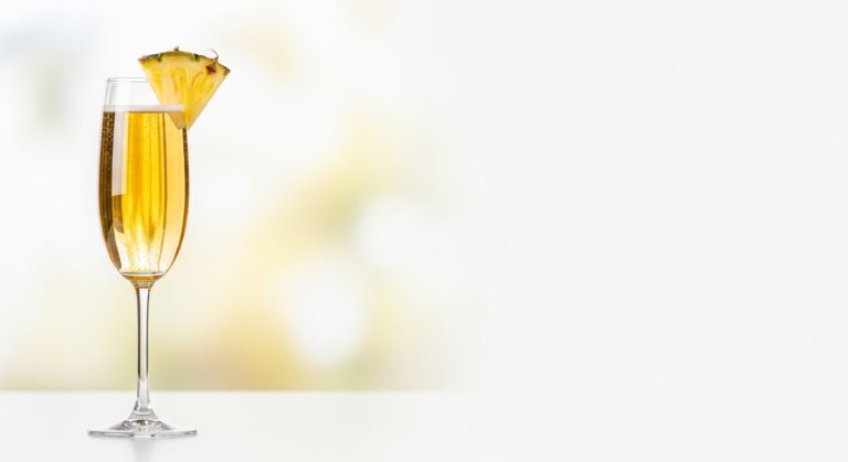 Pineapple Chardonnay Mimosa: The Sparkling Brunch Cocktail That’s Taking the World by Storm