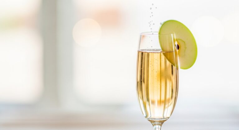 Apple Prosecco Mimosa: The Sparkling Fall Cocktail You Need This Season