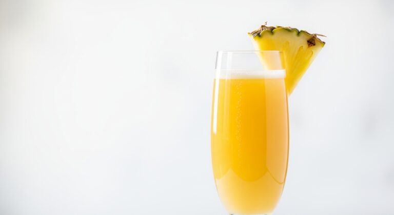 The Ultimate Pineapple Champagne Mimosa: A Sparkling, Tropical Cocktail That’ll Elevate Any Celebration