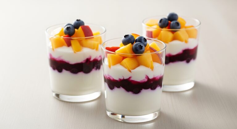 Peach Blueberry Yogurt Cups: A Fresh, Creamy, and Effortless Breakfast Perfection