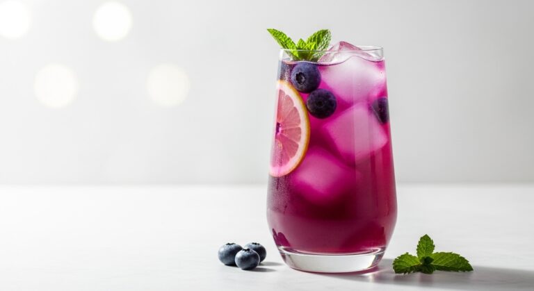 Blueberry Riesling Smash: A Refreshing Summer Cocktail That’s Easy, Elegant, and Perfect for Any Occasion