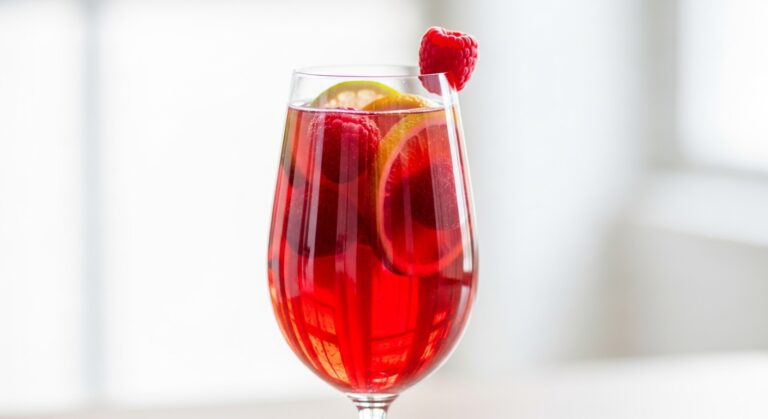 The Ultimate Raspberry Cava Sangria: A Refreshing Twist on a Classic Summer Favorite