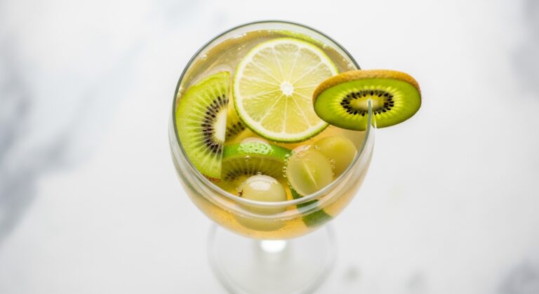 Kiwi Riesling Sangria: The Perfect Summer Sparkler You Need to Try